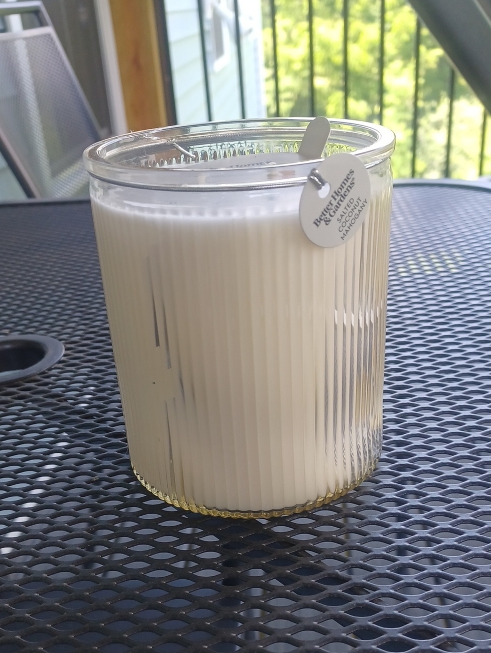 NEW BETTER HOMES & GARDENS CANDLE